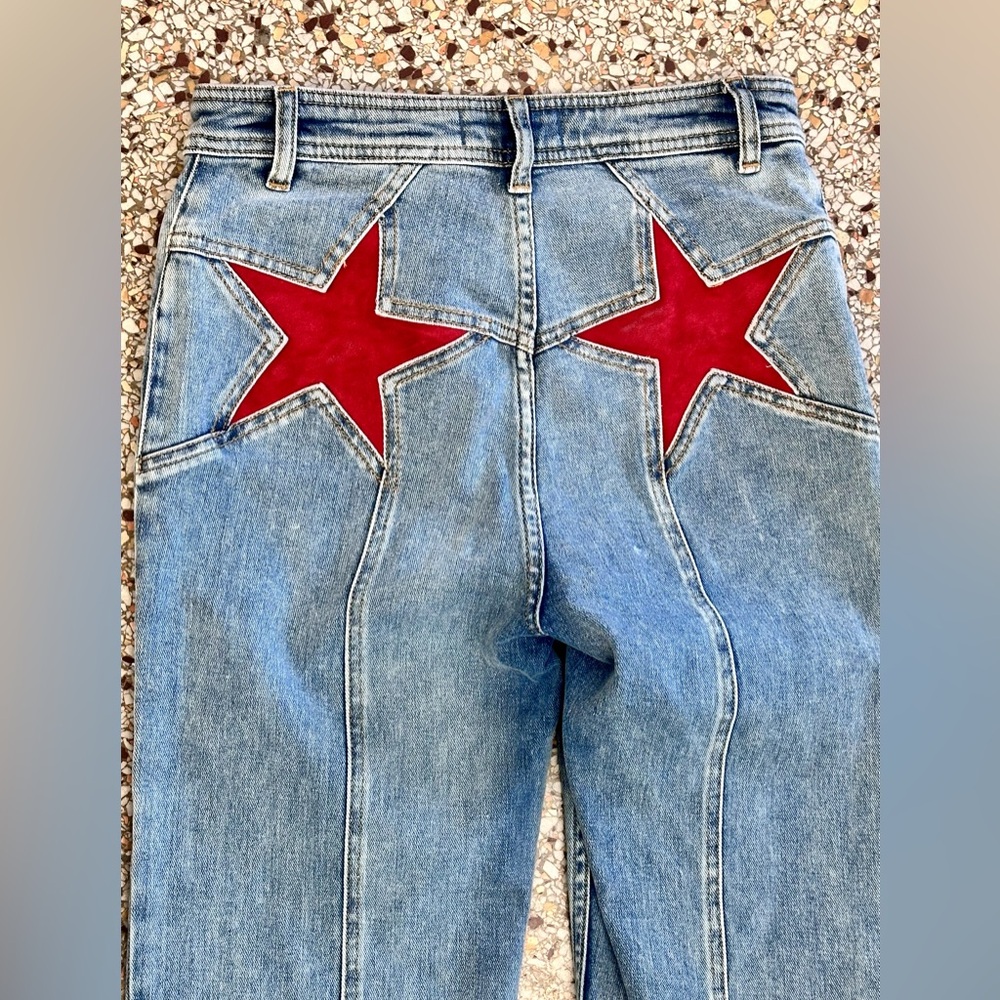 Free People
Women's Blue We The Free Firecracker Flare Jeans Red Star Size 27 - Picture 7 of 7